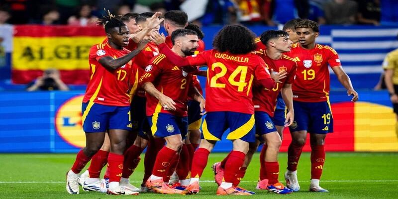 Cầu thủ Tây Ban Nha- Bật mí thông tin về đội bóng hoàng gia 2 Giới thiệu về lịch sử hình thành đội bóng của cầu thủ tây ban nha